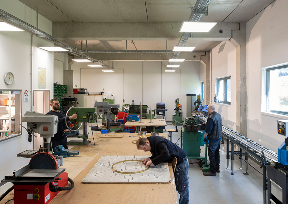 Dinnebier Licht Solingen Werkstatt